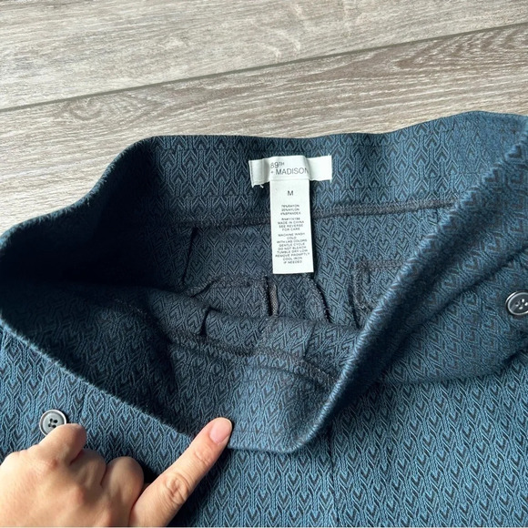 89th Madison Textured Stretchy Pull On Slim Leg Ponte Pants - Picture 6 of 10